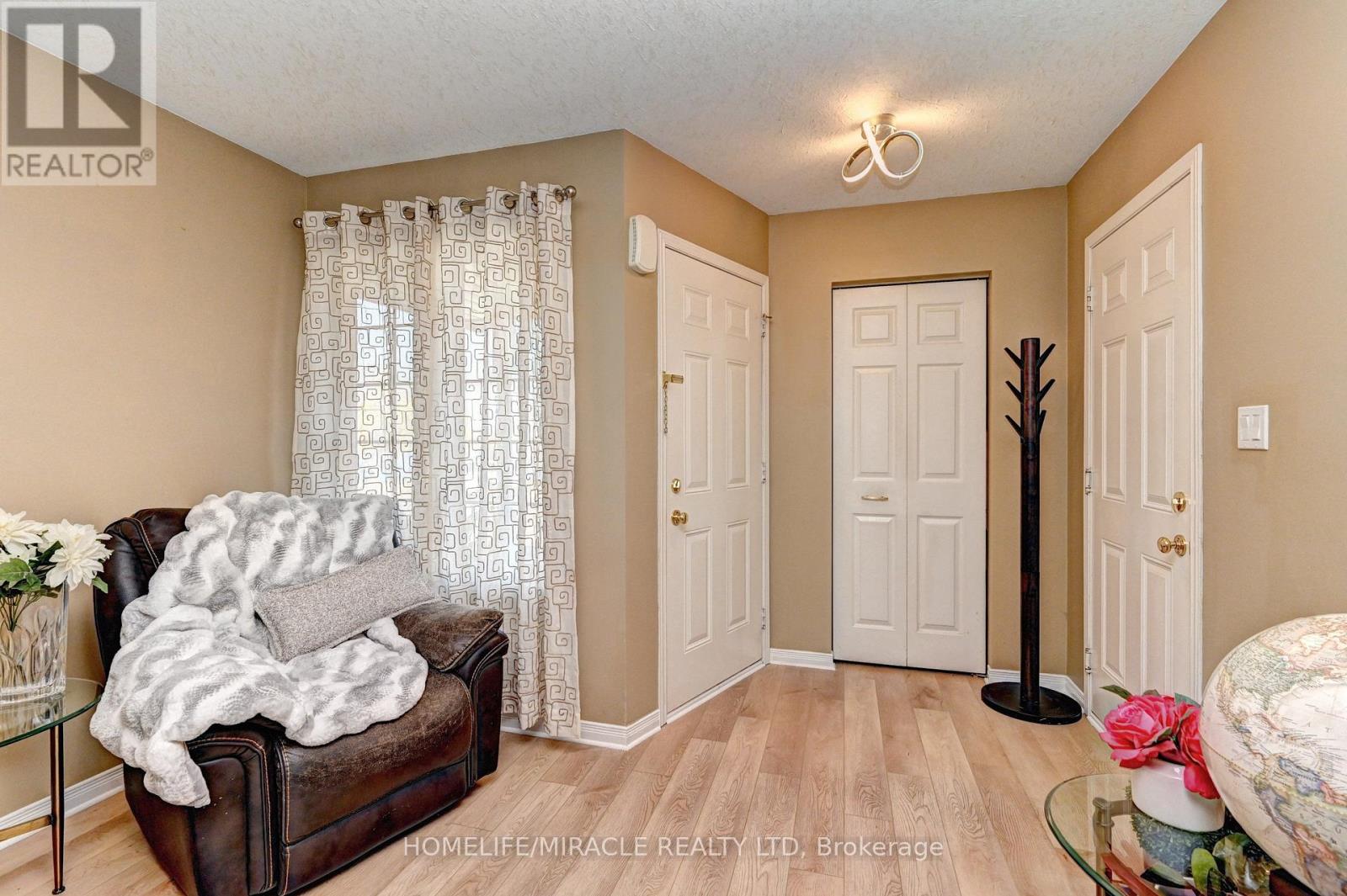 62 FALLOWFIELD DRIVE — photo 3
