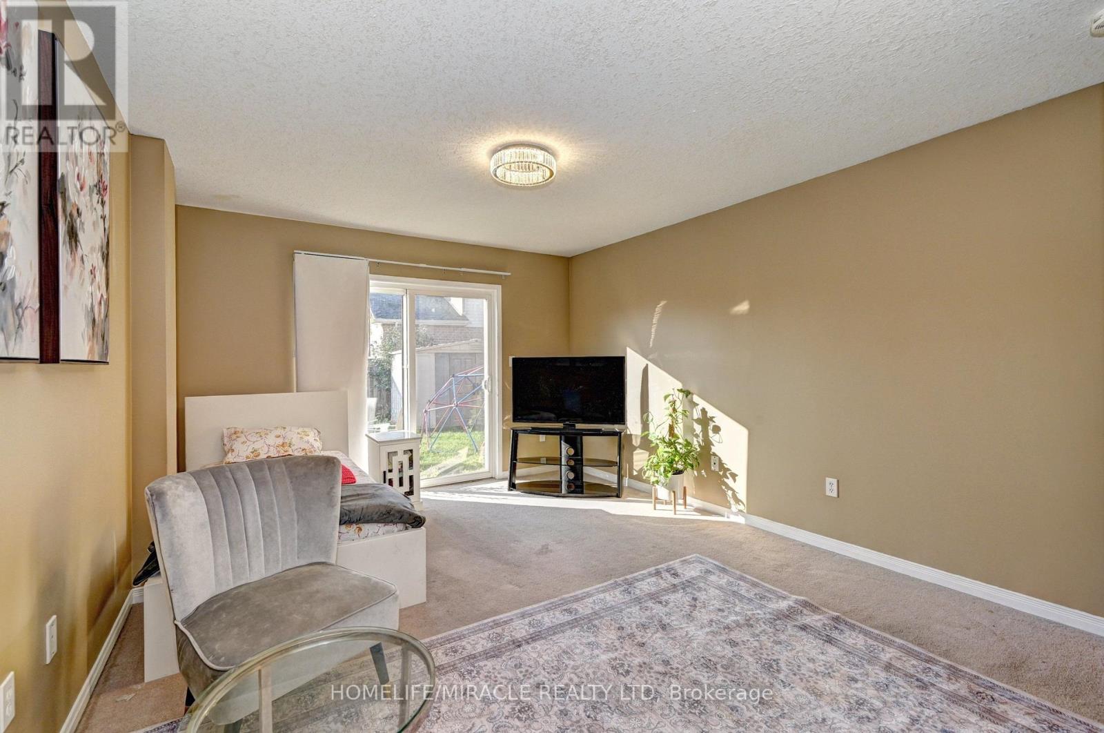 62 Fallowfield Drive, Kitchener, ON photo 32