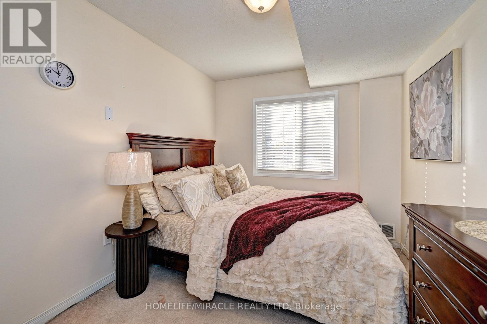 62 Fallowfield Drive, Kitchener, ON photo 33