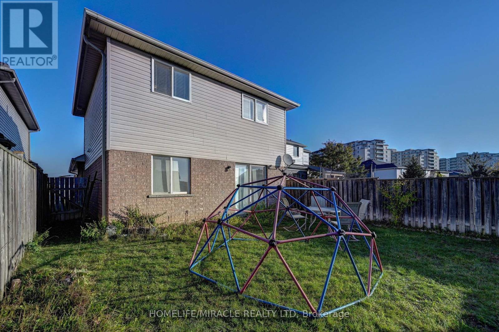 62 Fallowfield Drive, Kitchener, ON photo 42