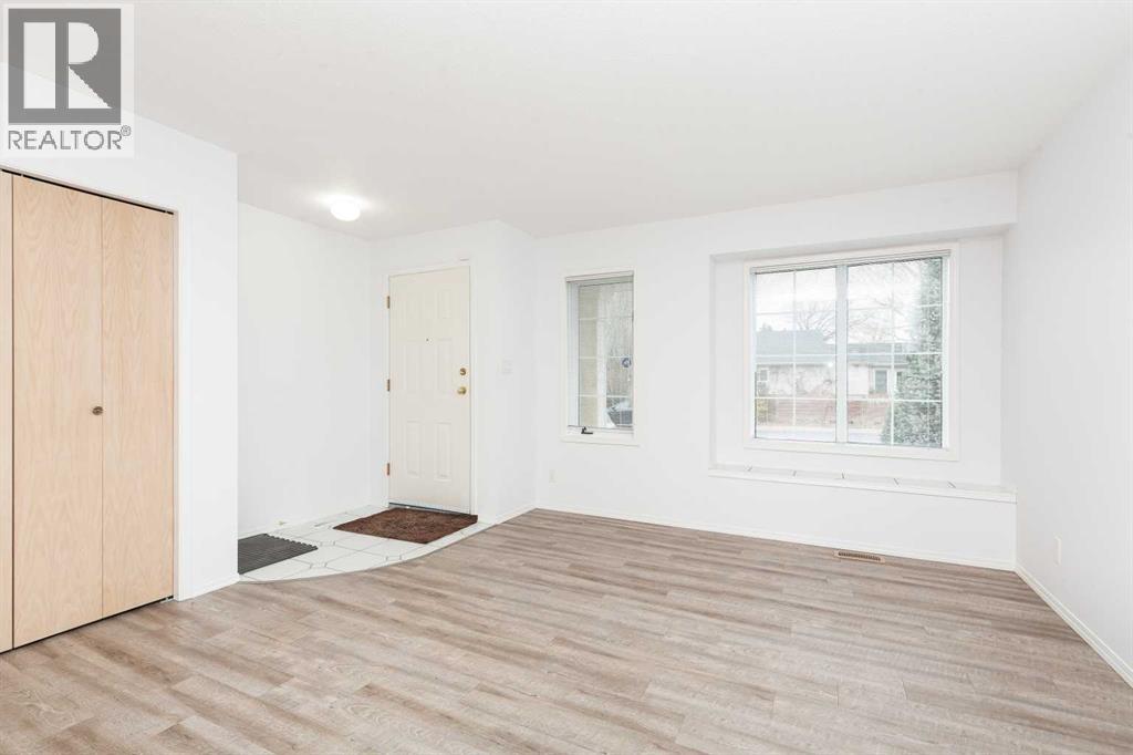 97 Stafford Road N, photo 10 of 35