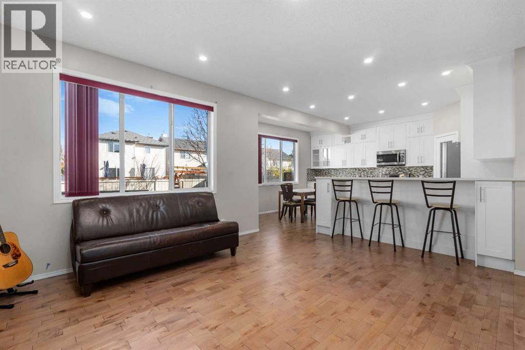 21 Citadel Meadow Close NW, Calgary — photo 4