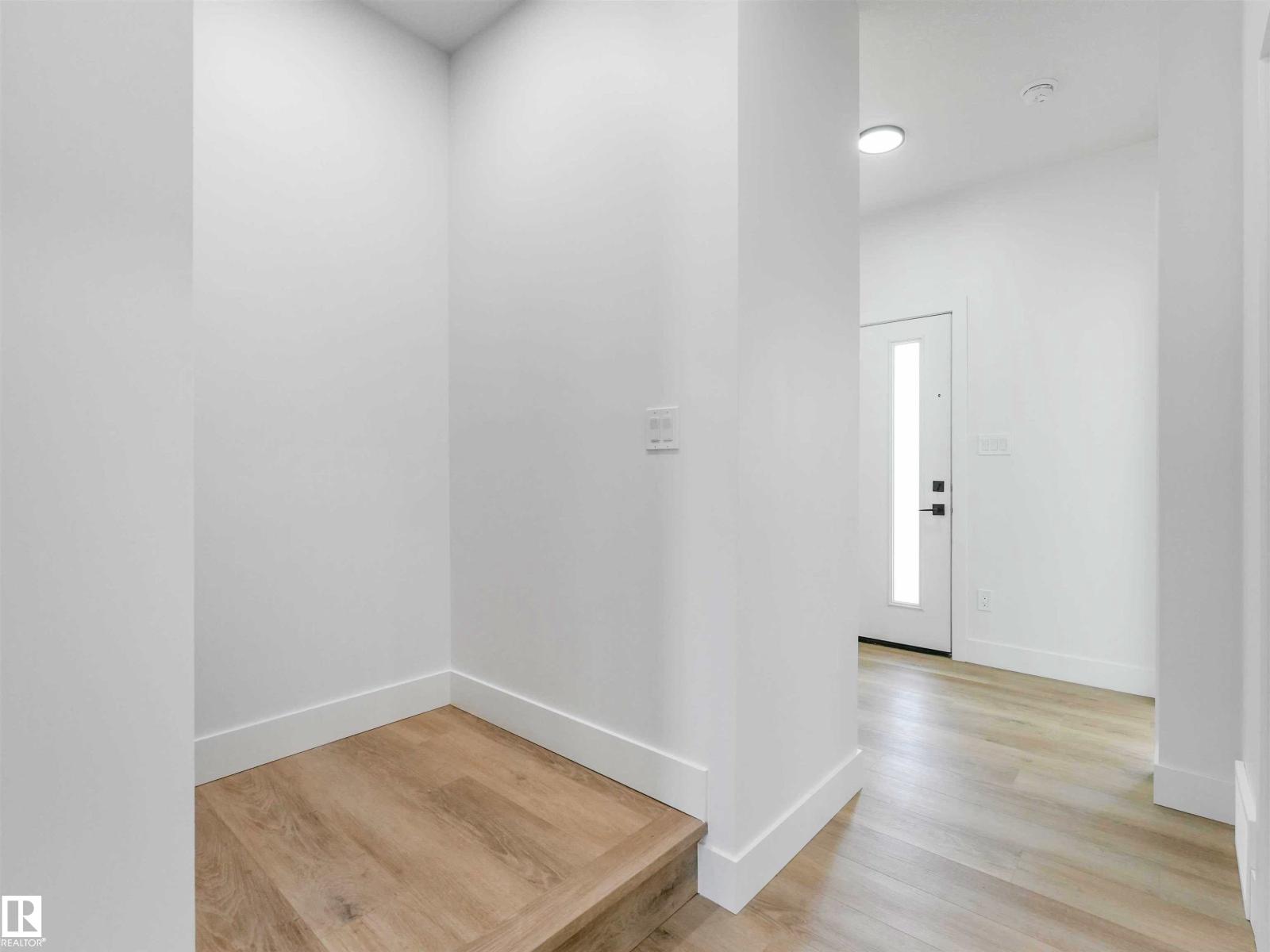 735 30 Street SW, Edmonton — photo 19