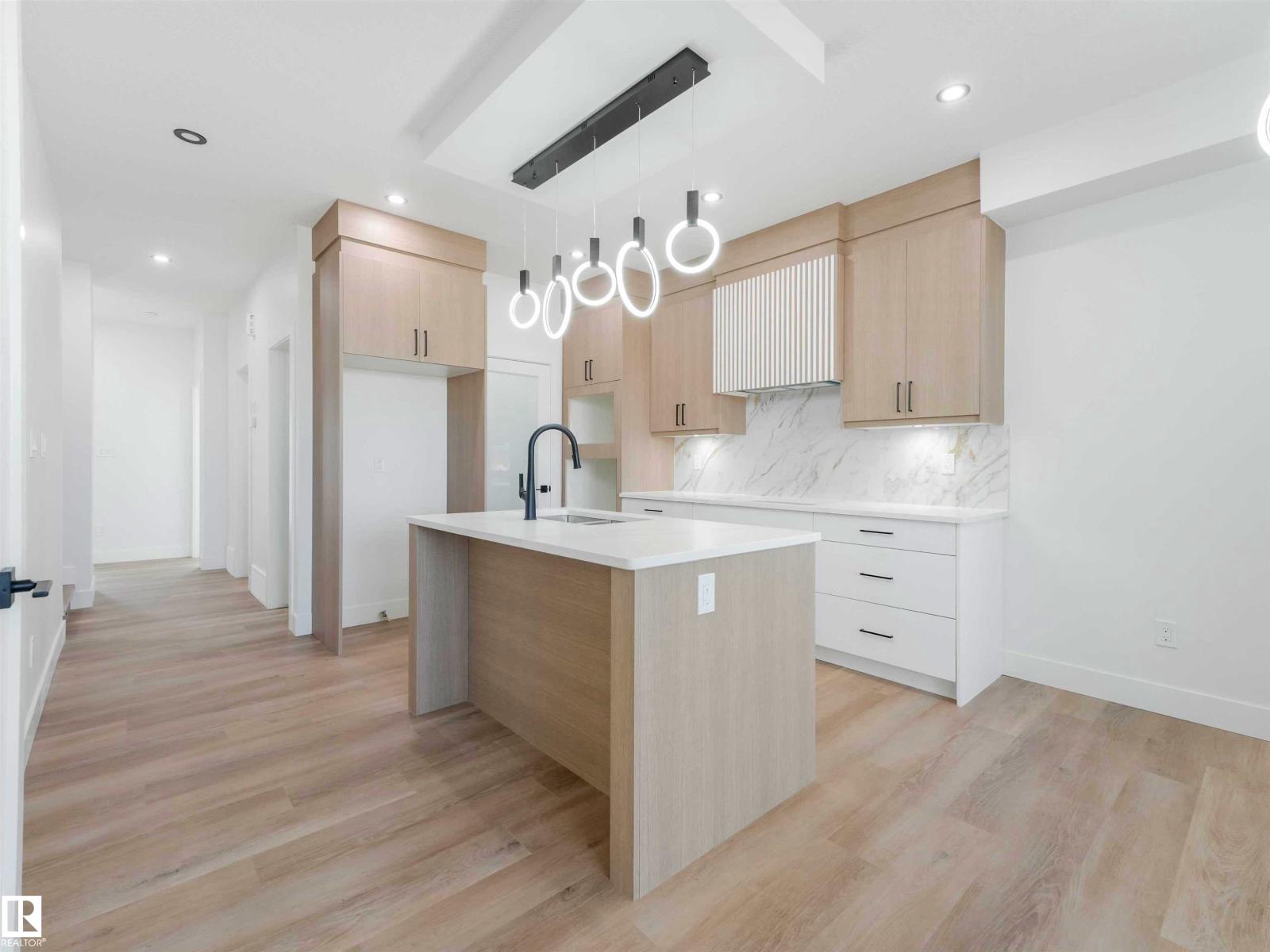 735 30 Street SW, Edmonton — photo 24