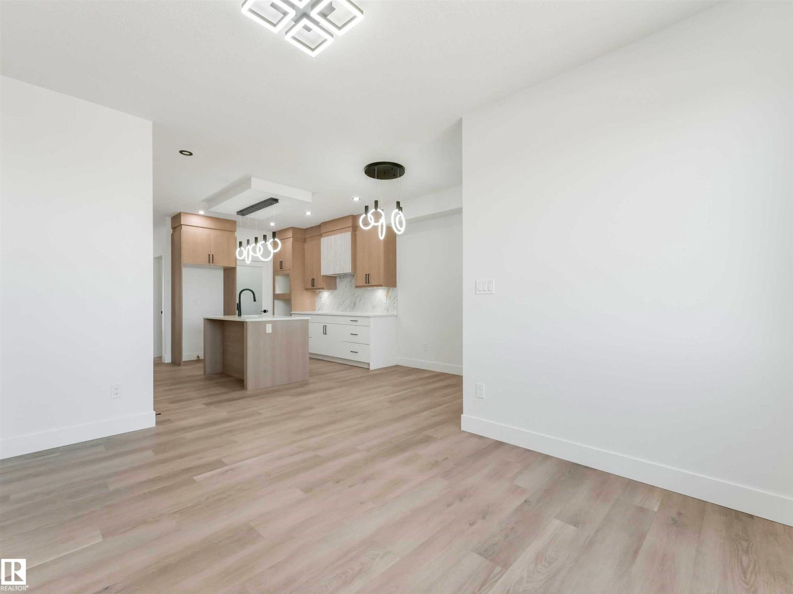 735 30 Street SW, Edmonton — photo 28