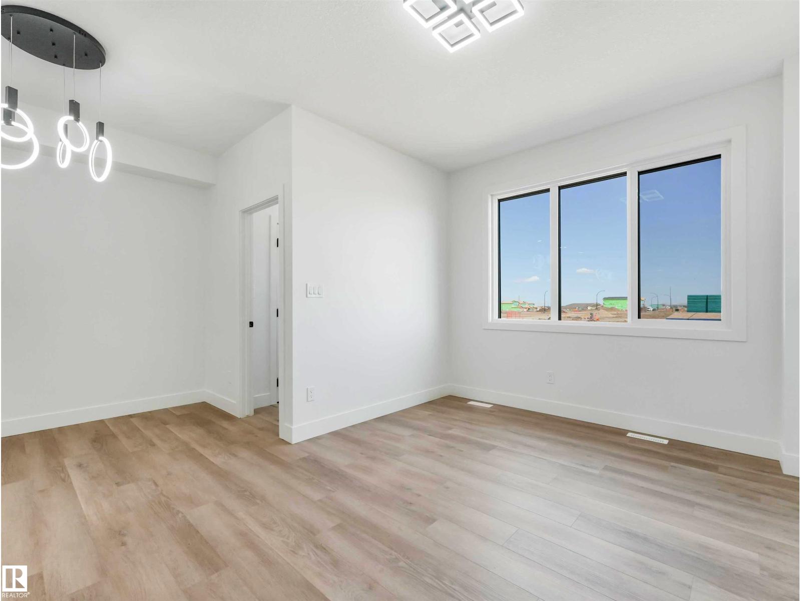 735 30 Street SW, Edmonton — photo 30