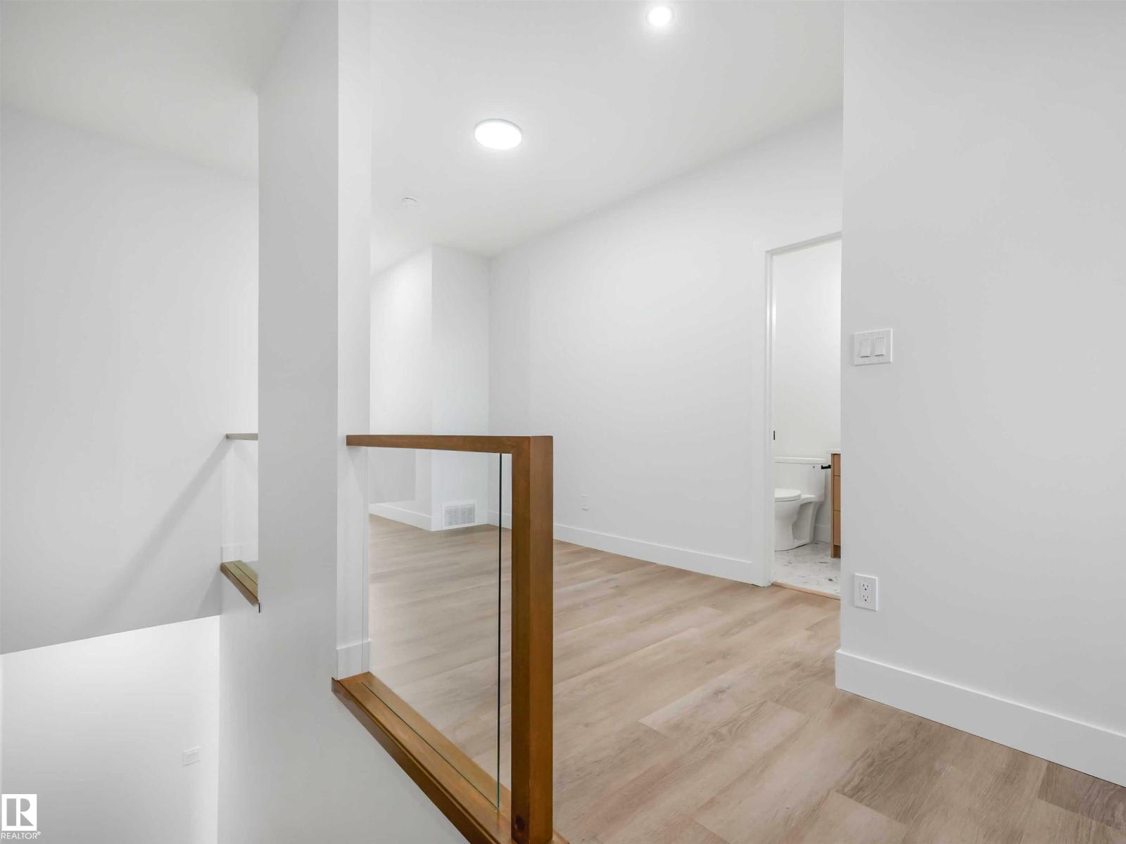 735 30 Street SW, photo 37 of 69