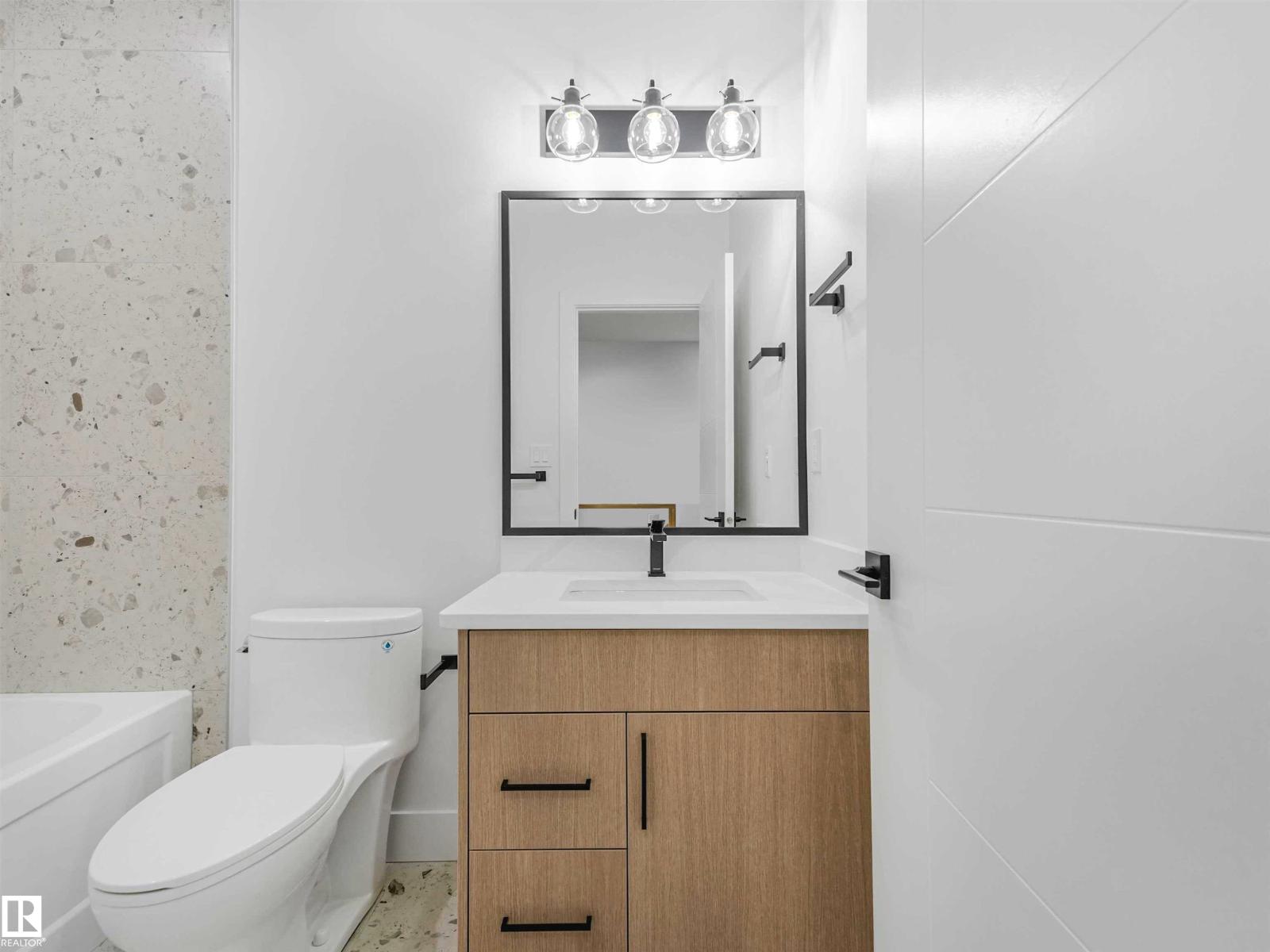 735 30 Street SW, photo 42 of 69