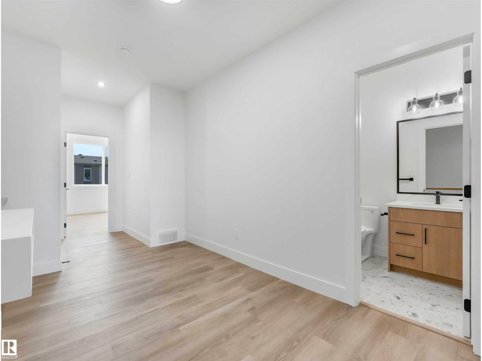 735 30 Street SW, photo 47 of 69