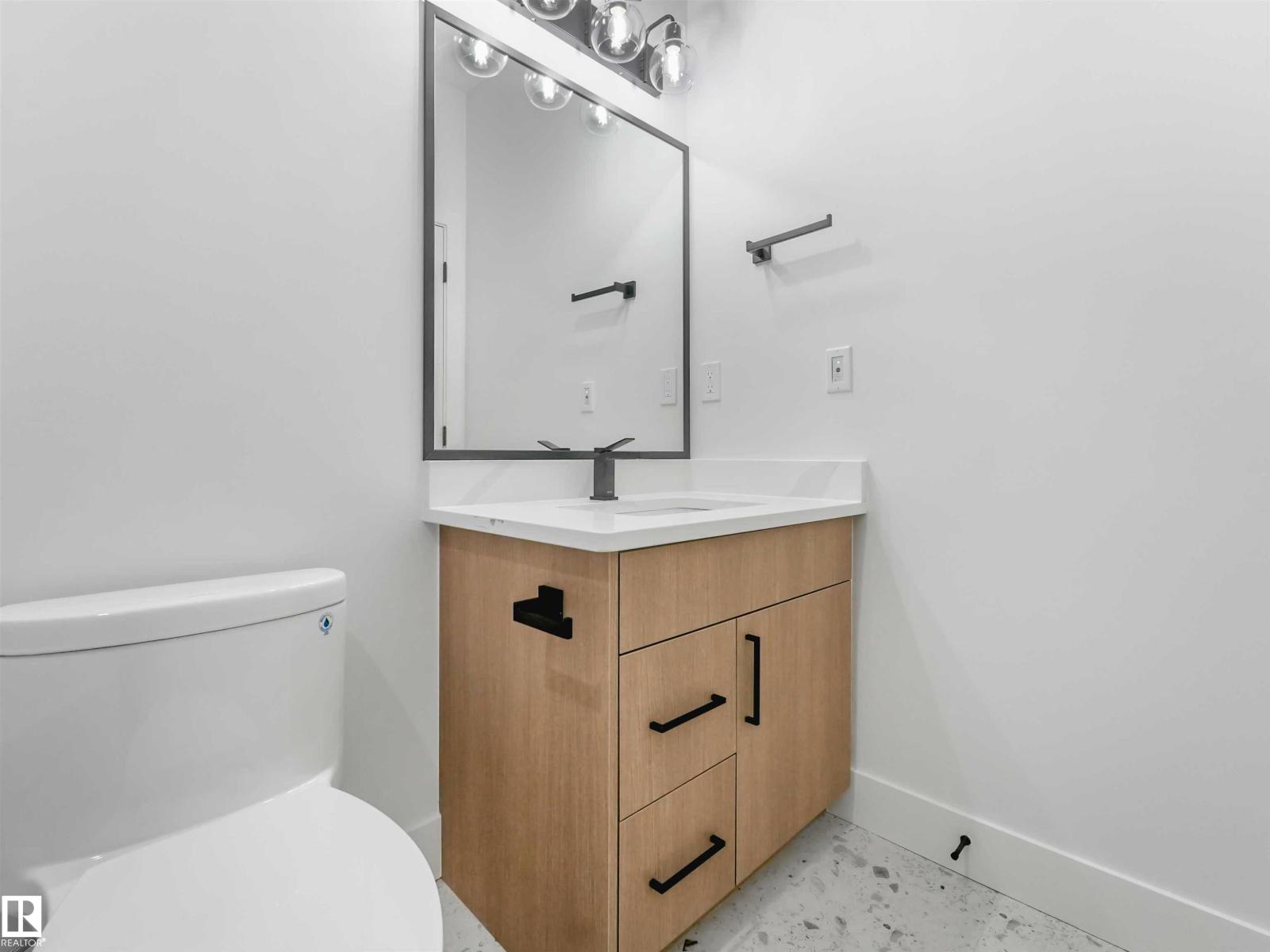 735 30 Street SW, photo 54 of 69