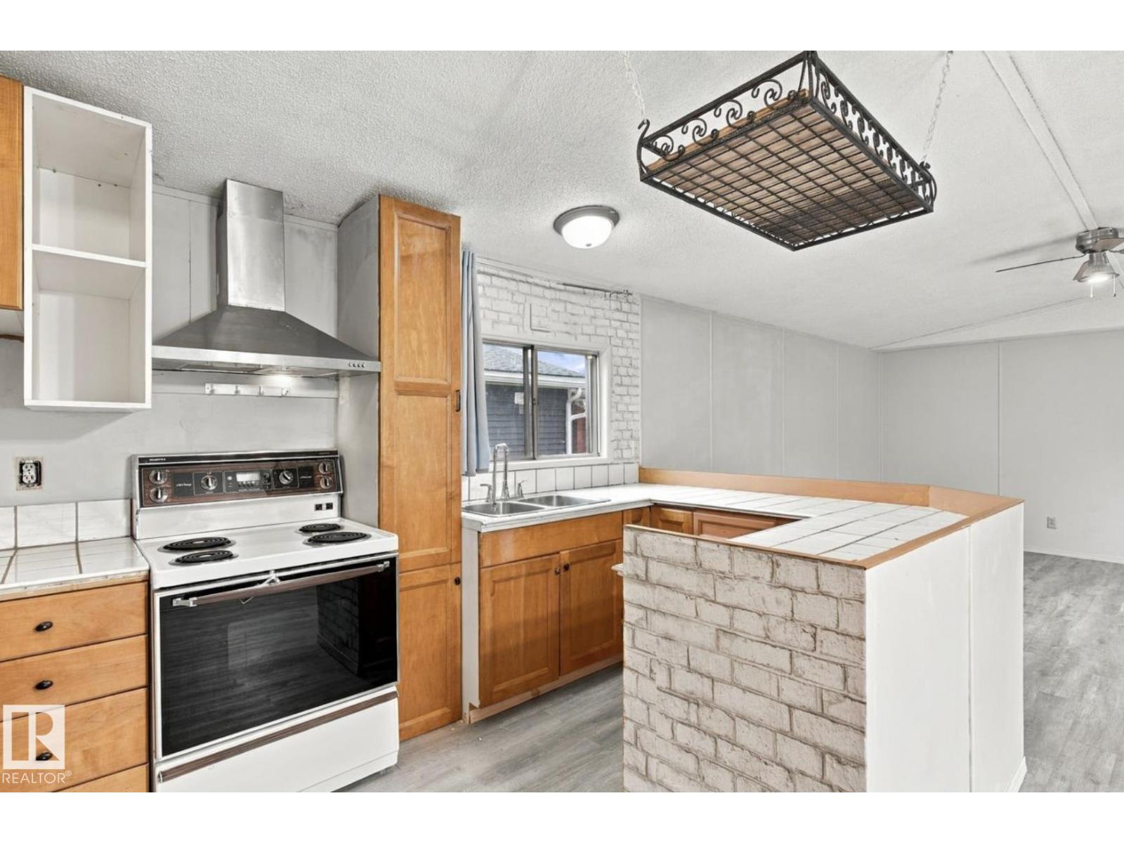 2664 Lakeview Dr NW, Edmonton — photo 14