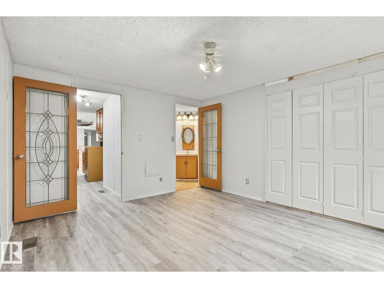 2664 Lakeview Dr NW, Edmonton — photo 22
