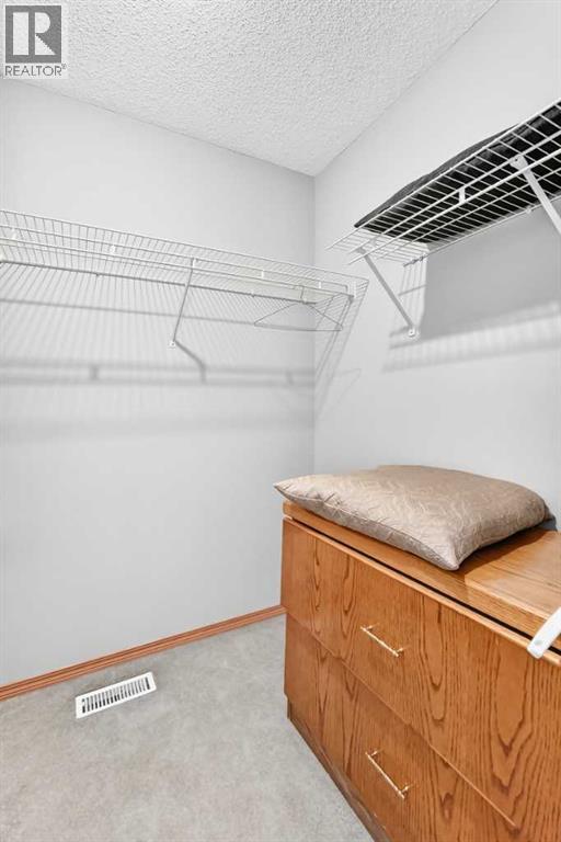 38 Coral Reef Crescent NE photo 22