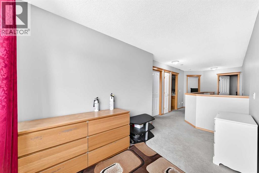38 Coral Reef Crescent NE photo 27