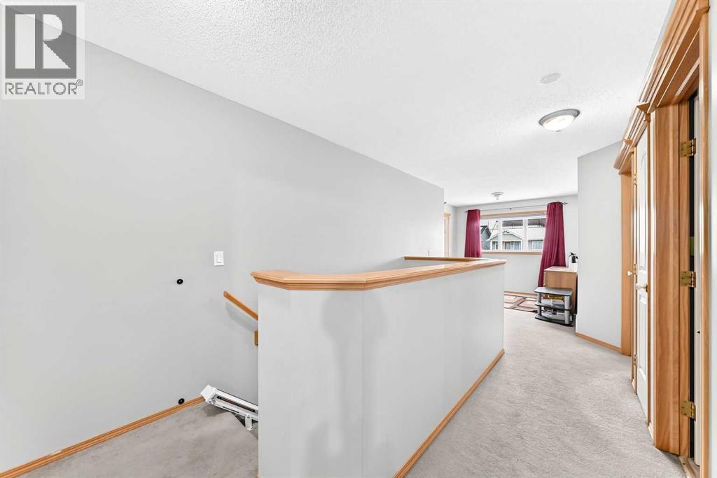 38 Coral Reef Crescent NE photo 29