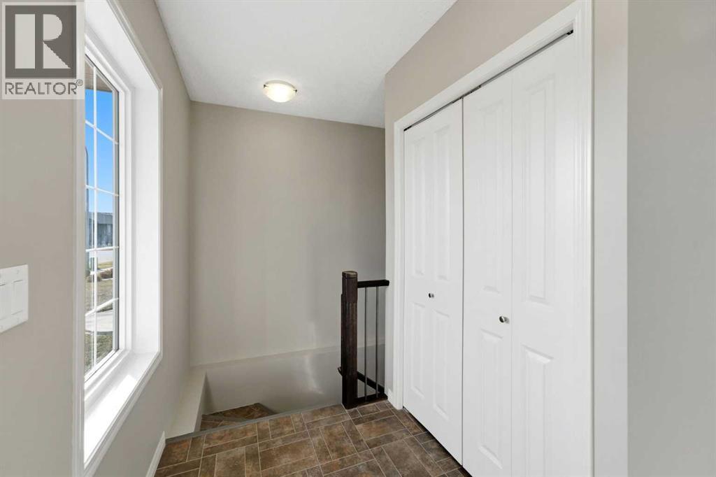 124 Pioneer Way, photo 7 of 47
