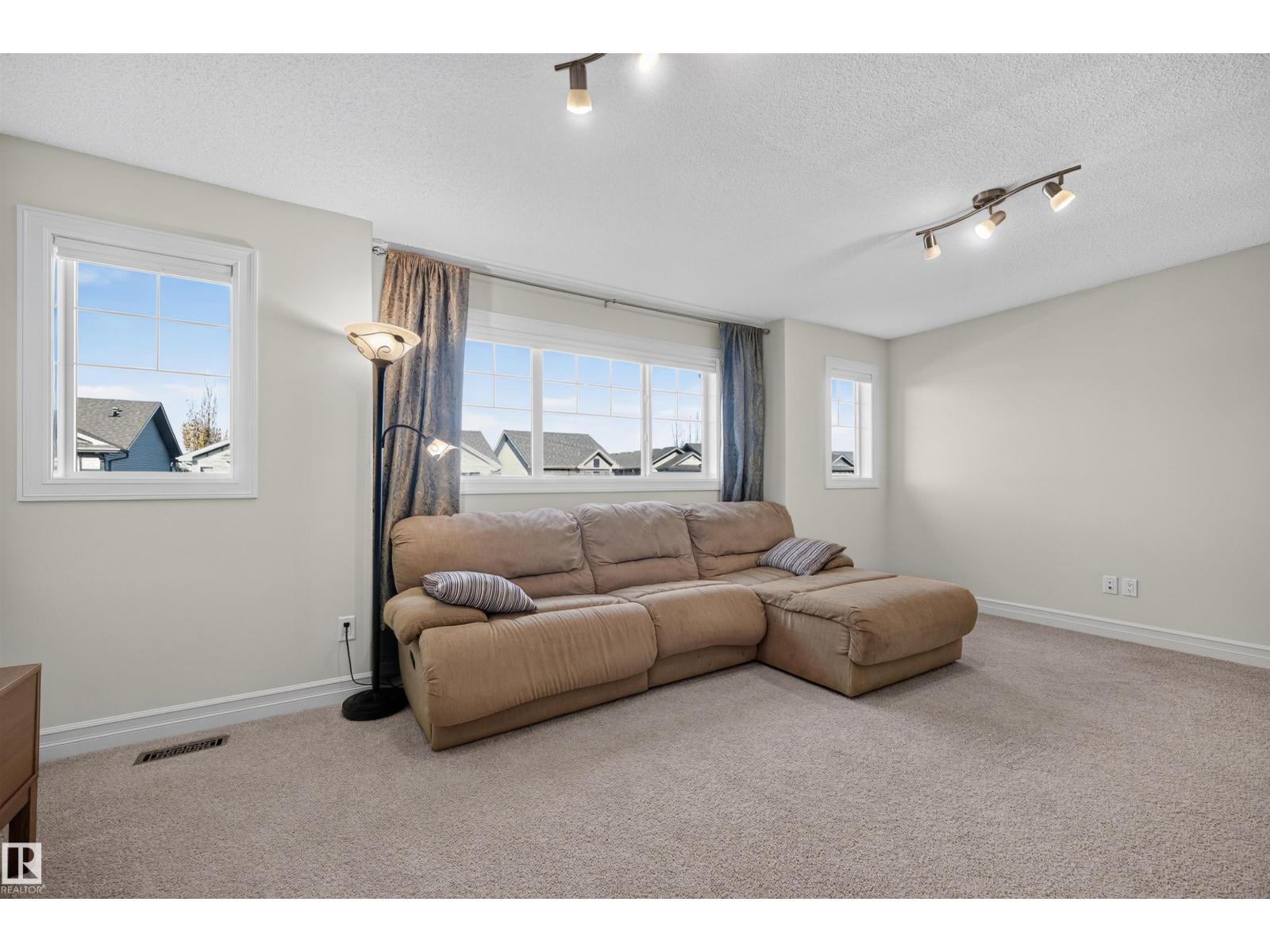 Property photograph 28 for MLS E4514523