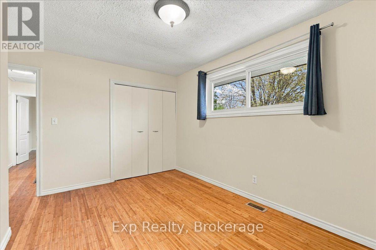 5 Kidd Avenue, Quinte West, ON photo 21