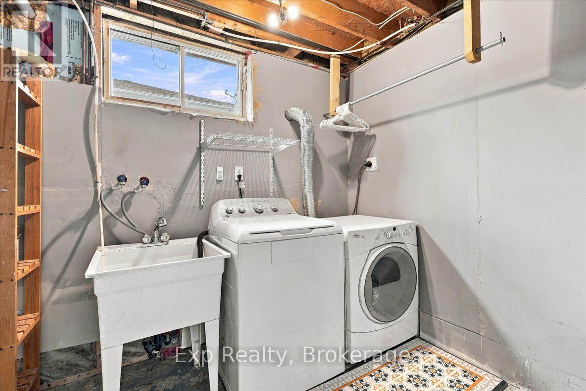 5 Kidd Avenue, Quinte West, ON photo 33