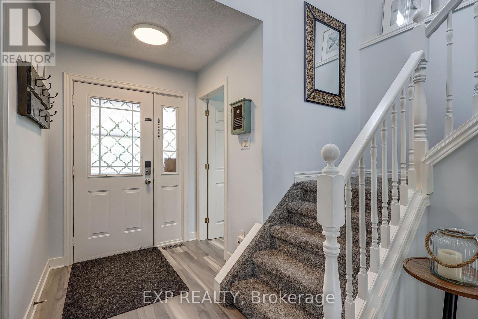 15 SCHREYER DRIVE, St. Thomas — photo 3