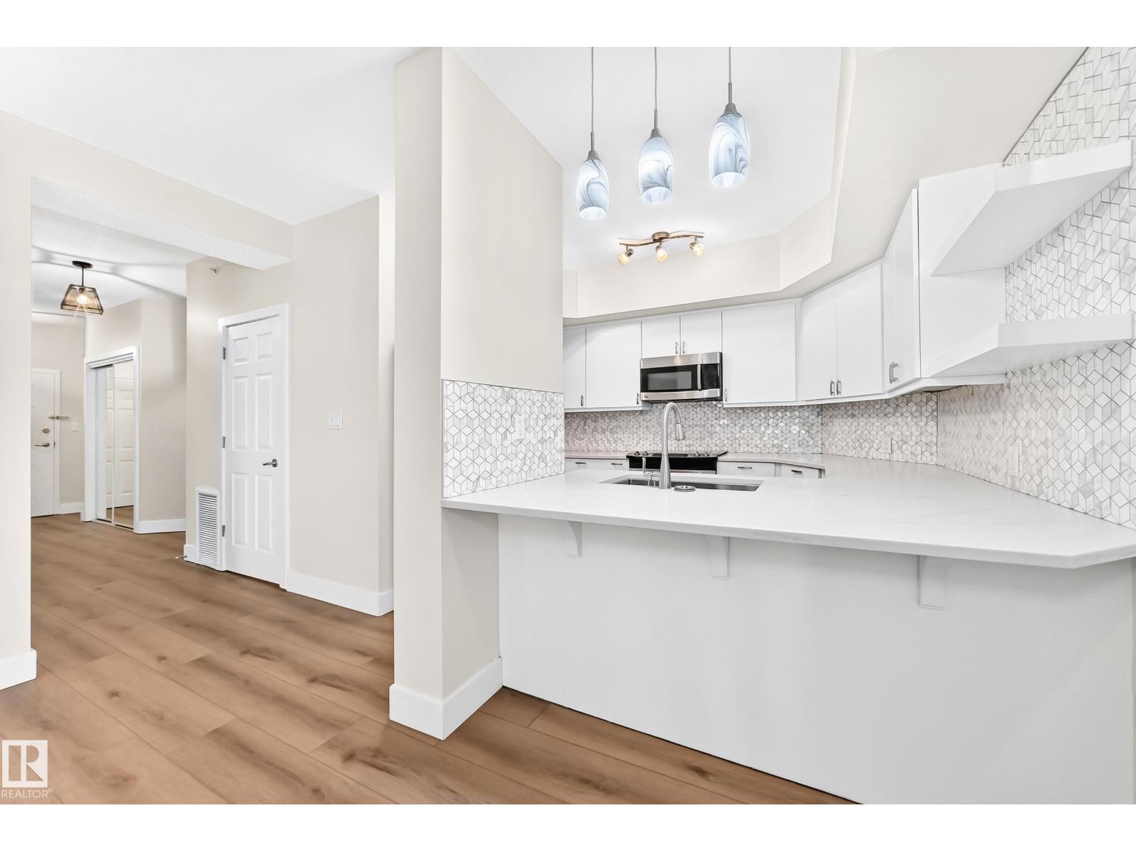 #707 10108 125 ST NW, Edmonton — photo 11