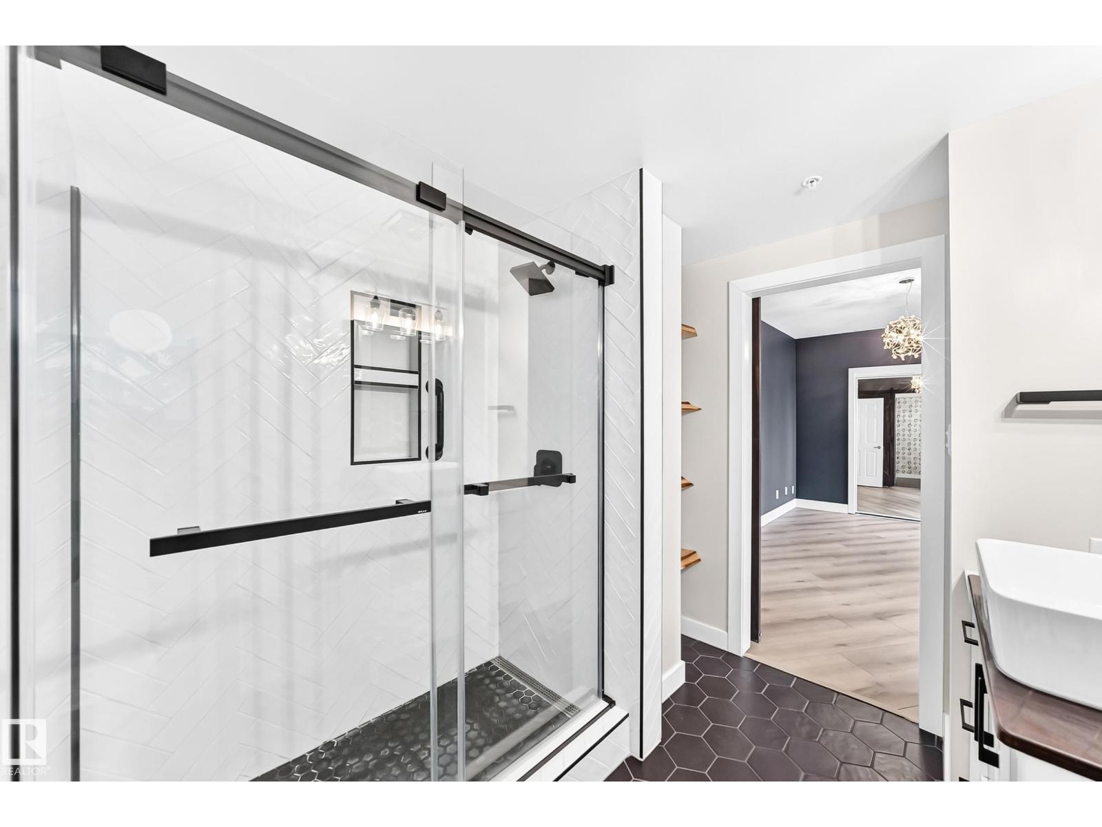 #707 10108 125 ST NW, Edmonton — photo 33