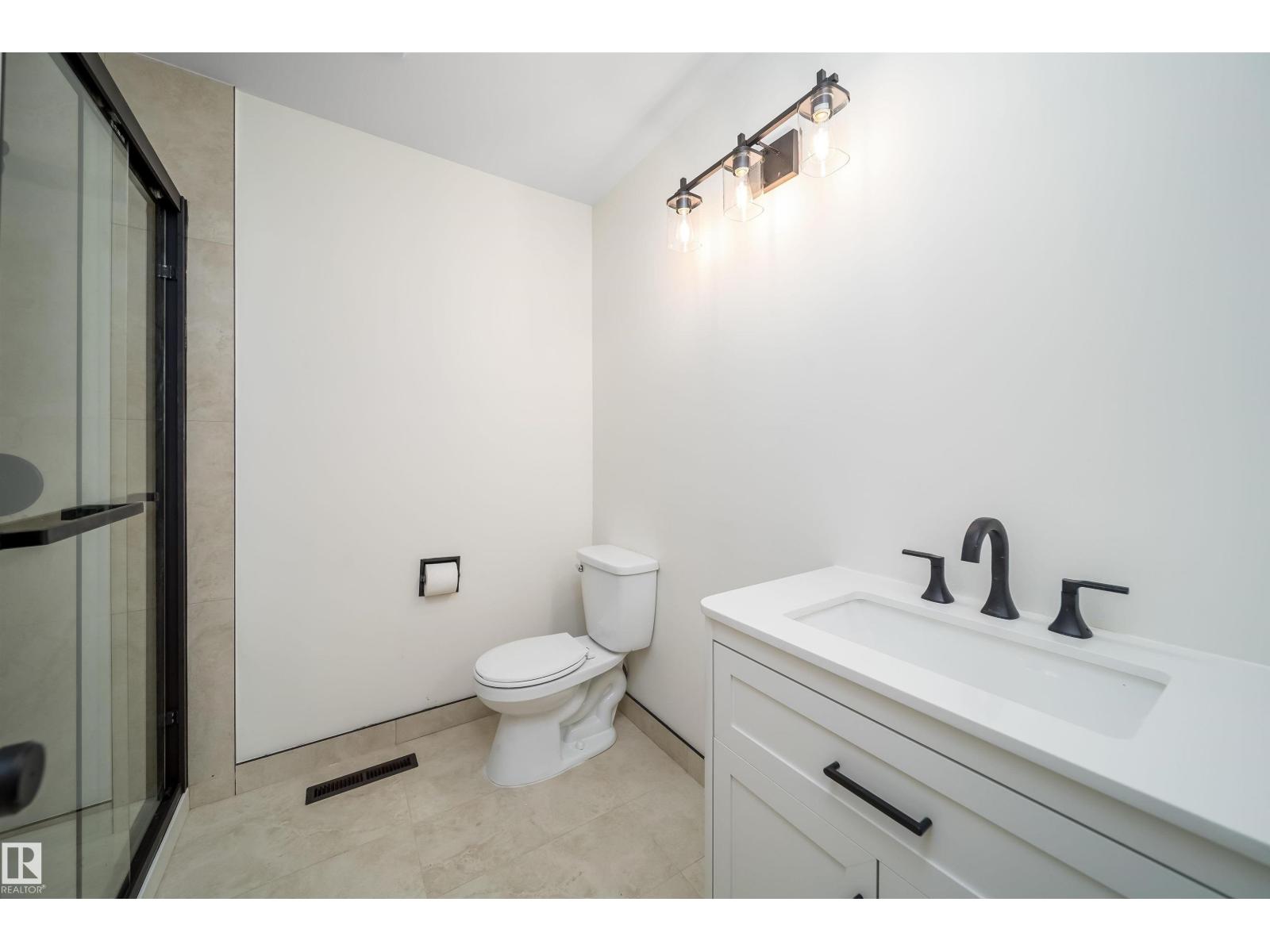 7807 144 AV NW, Edmonton — photo 32