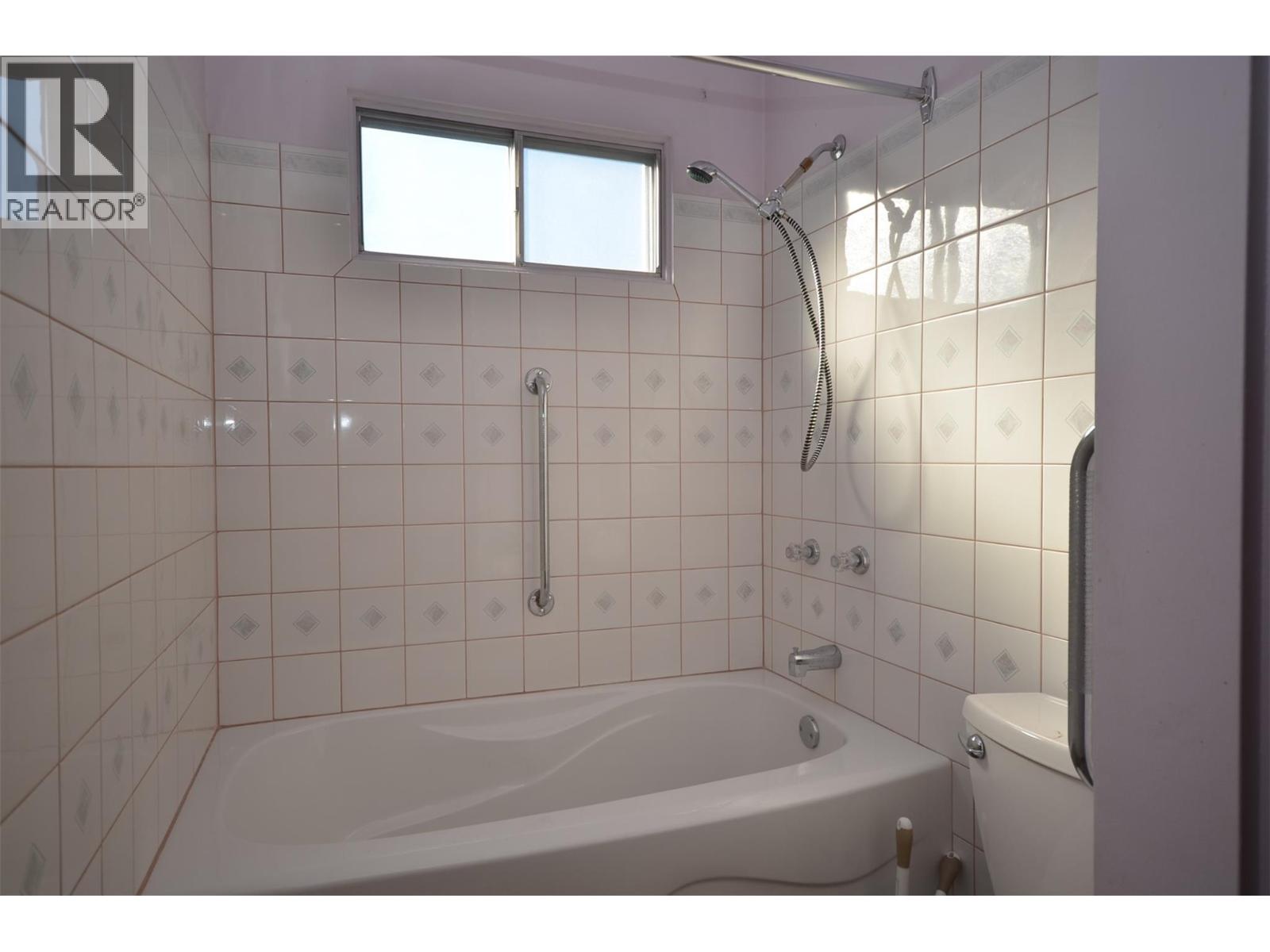 3706 21 Avenue, Vernon - Image 1