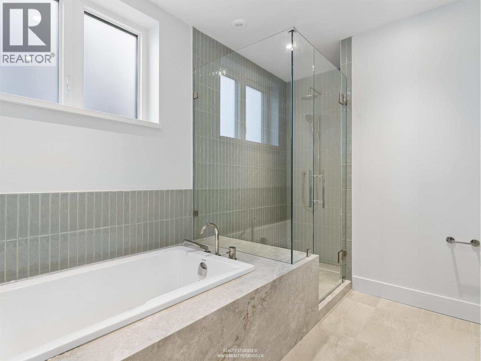 1 3058 W 34th Avenue, Vancouver — photo 23