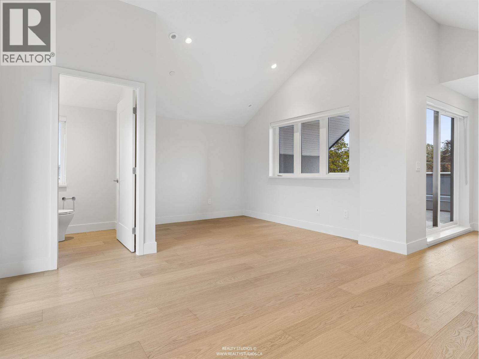 1 3058 W 34th Avenue, Vancouver — photo 26