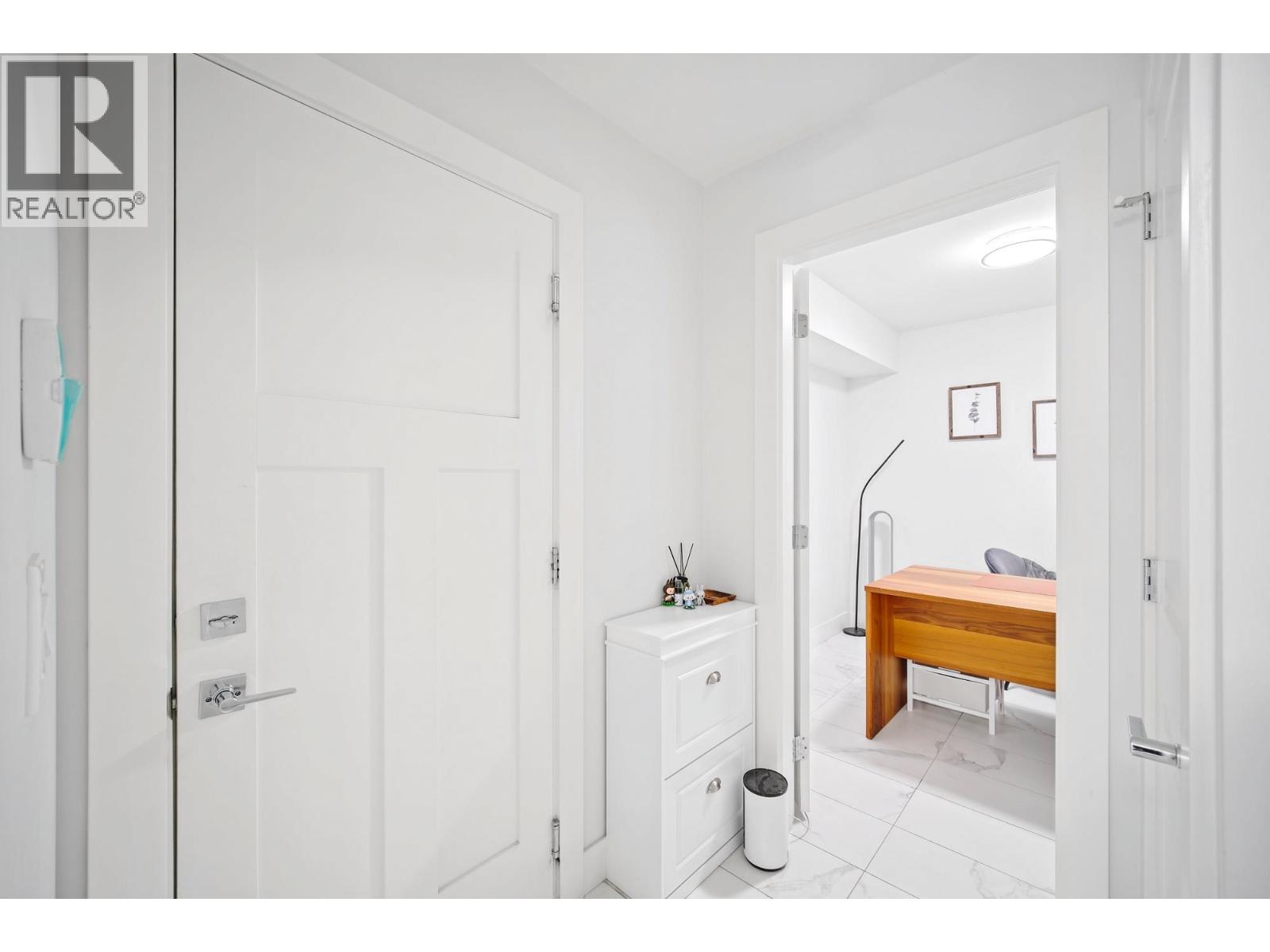 #42-9211 MCKIM Way, Richmond