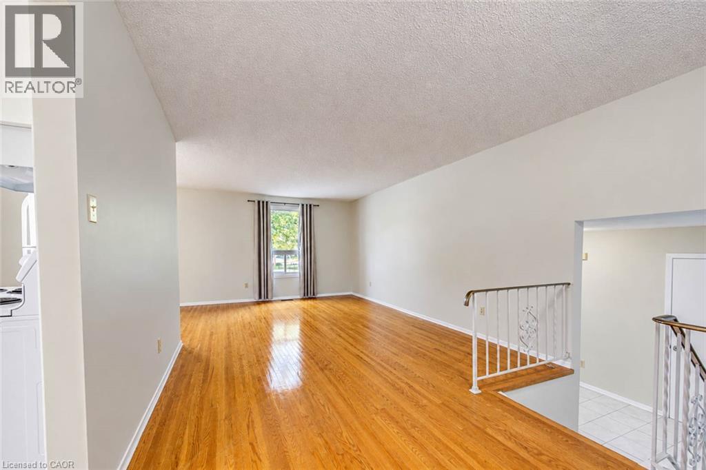 27 ALTO Drive, Hamilton — photo 8