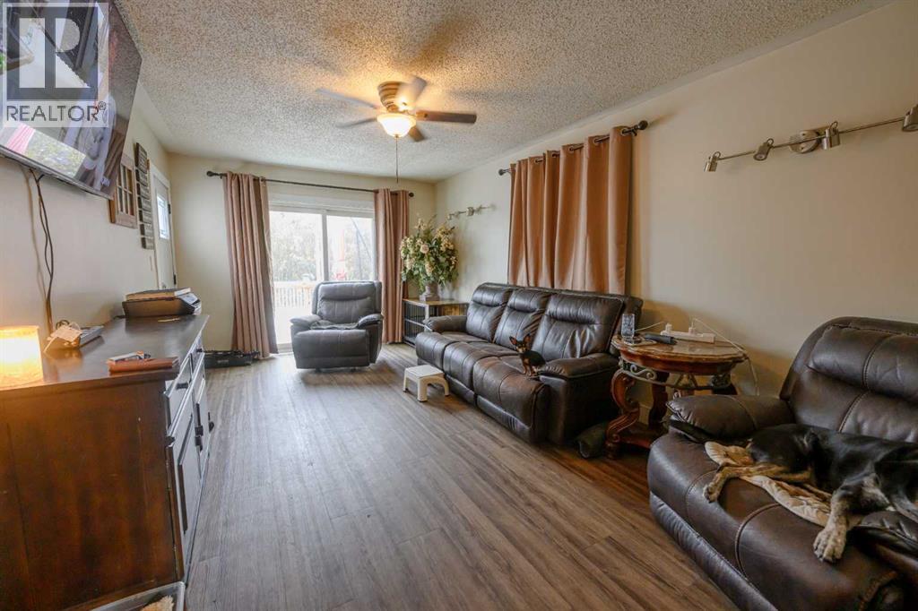 9312 104 Avenue, photo 7 of 24