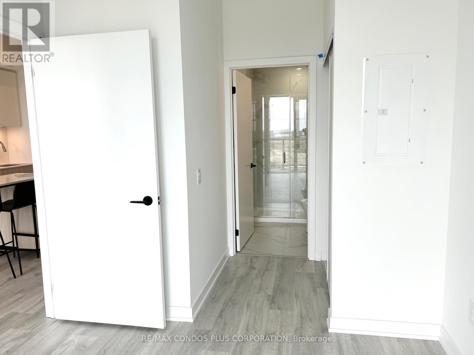 320 - 220 MISSINNIHE WAY, Mississauga (Port Credit) — photo 8