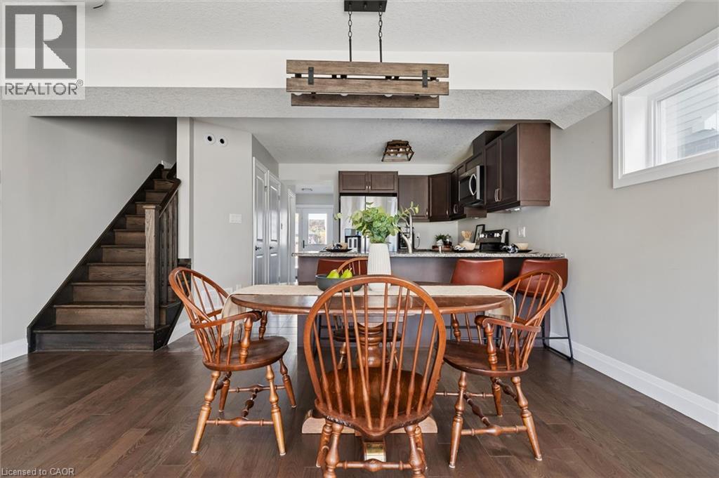 63 E YORK Street E, Elora — photo 9