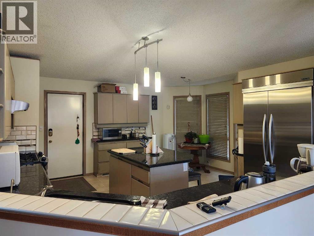 Property photograph 8 for MLS A2354967