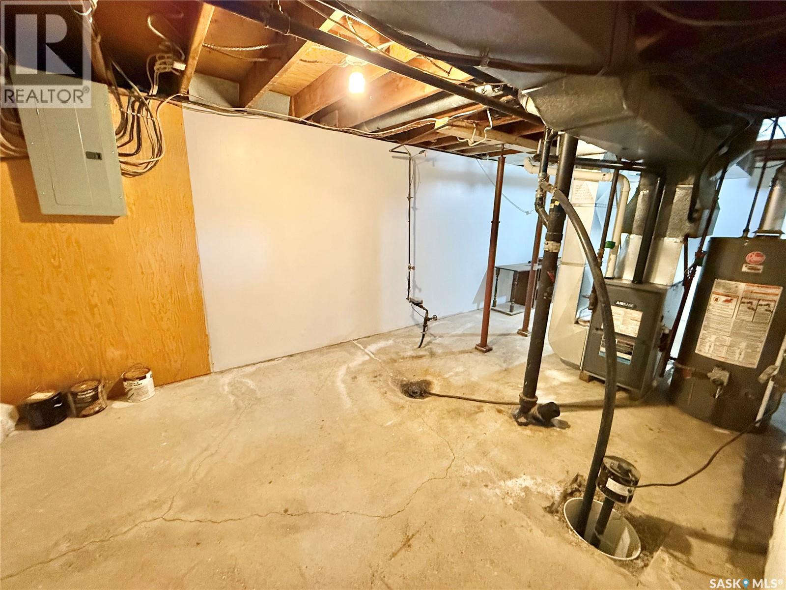 64 10th STREET NE, Weyburn — photo 30