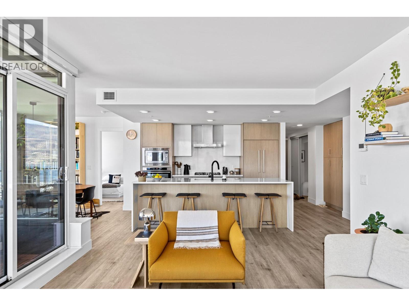 1809 1588 Ellis Street, Kelowna