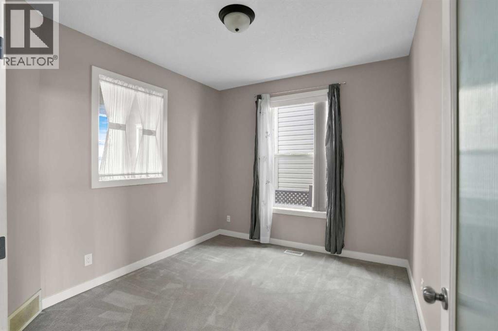 247 Pantego Way NW, Calgary — photo 10