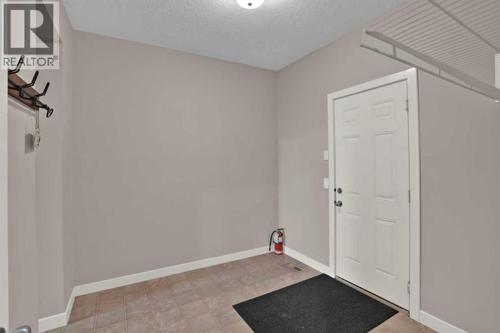247 Pantego Way NW, Calgary — photo 8