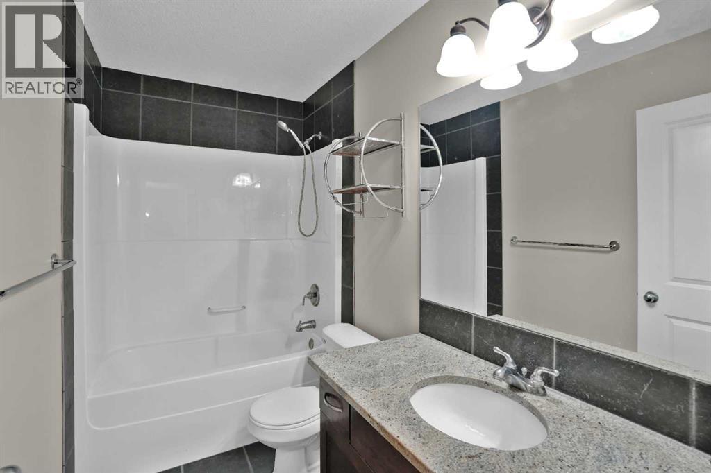247 Pantego Way NW, Calgary — photo 22