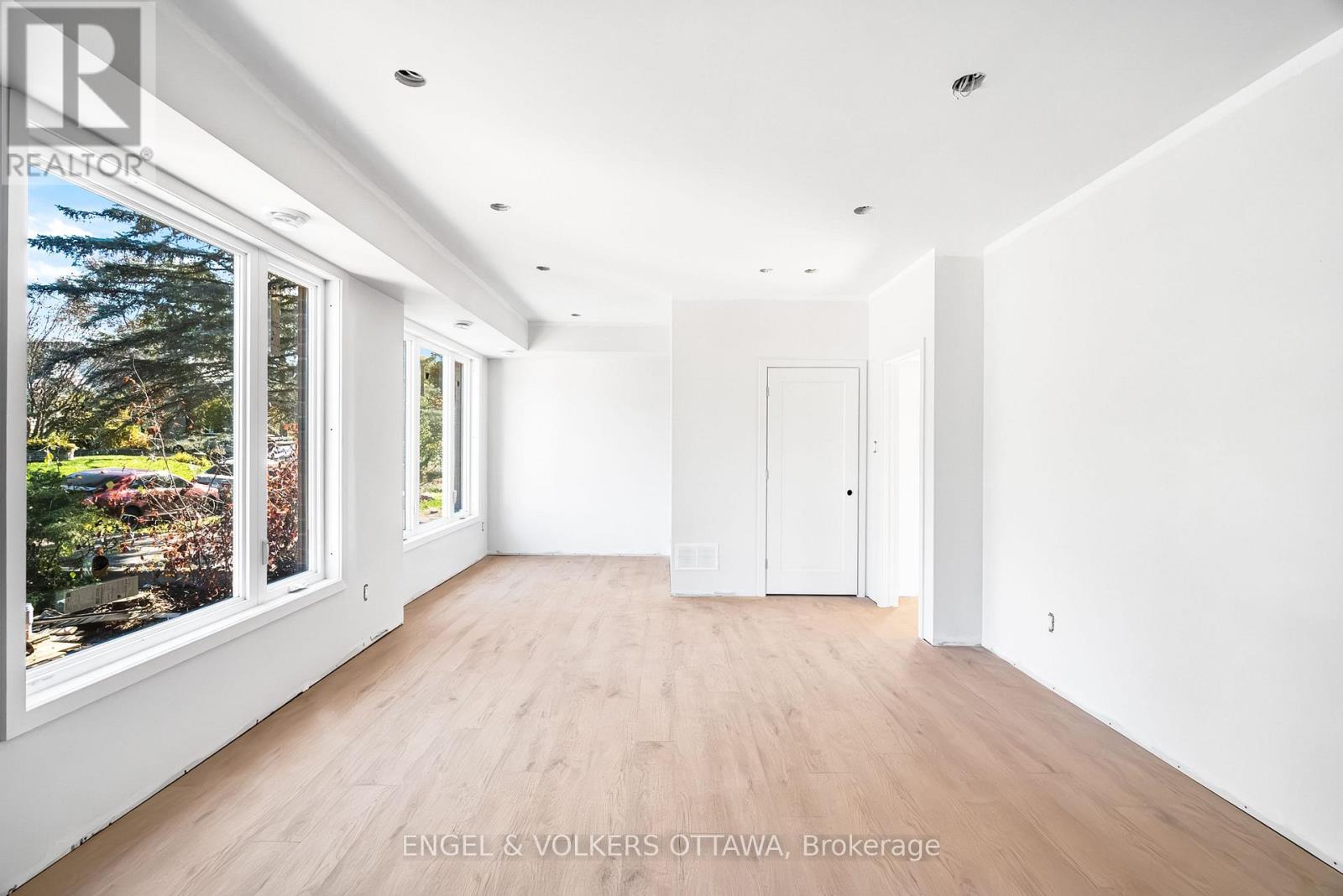 B - 422 HARTLEIGH AVENUE, Ottawa — photo 11