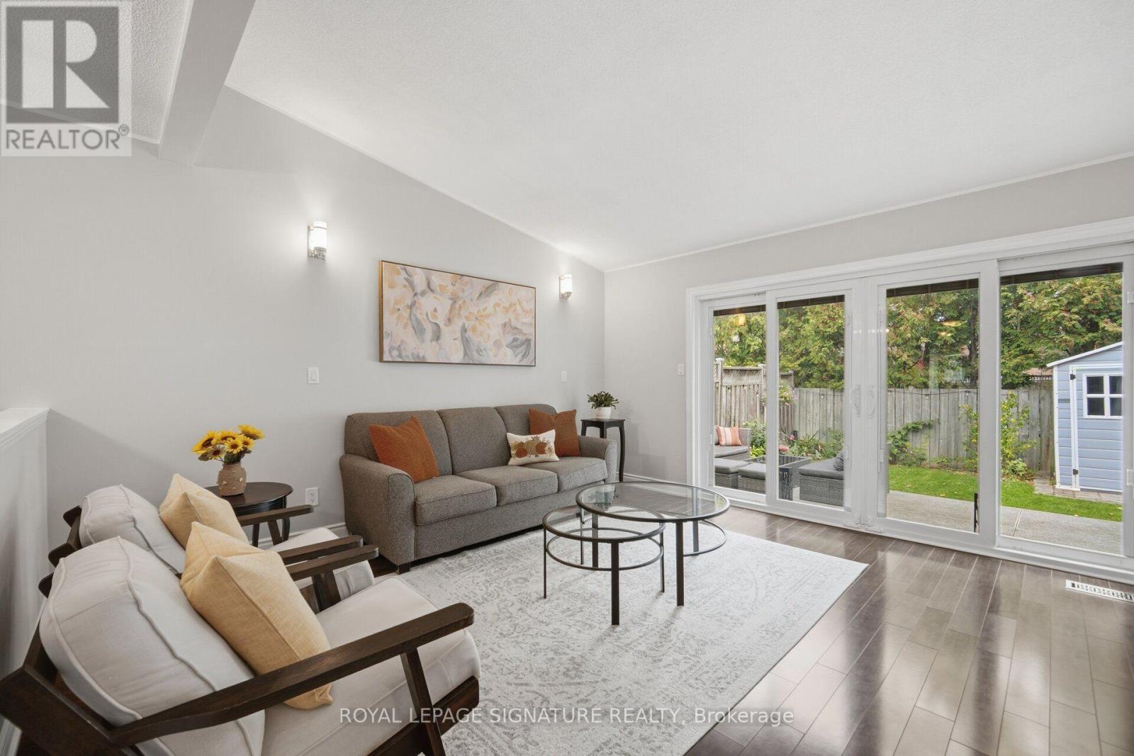 58 ATHENIA DRIVE - 10