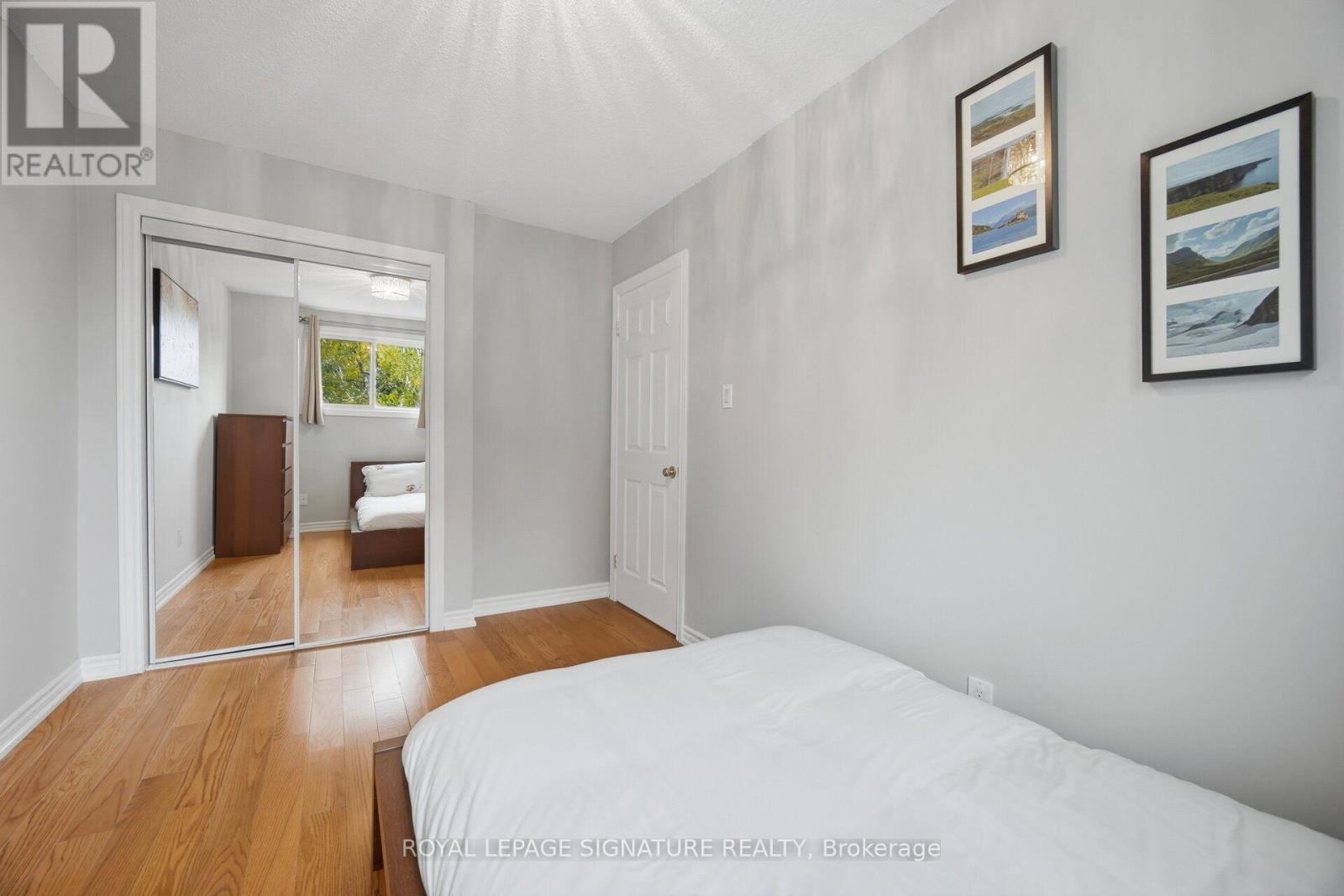 58 ATHENIA DRIVE - 23
