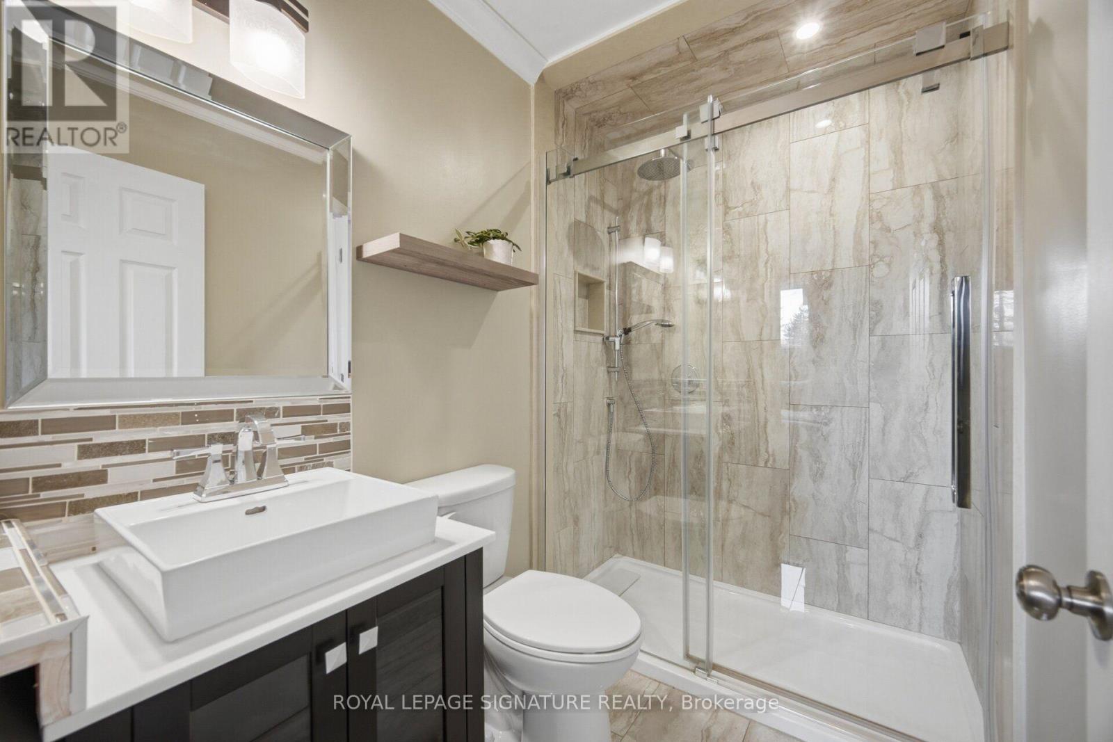 58 ATHENIA DRIVE - 19