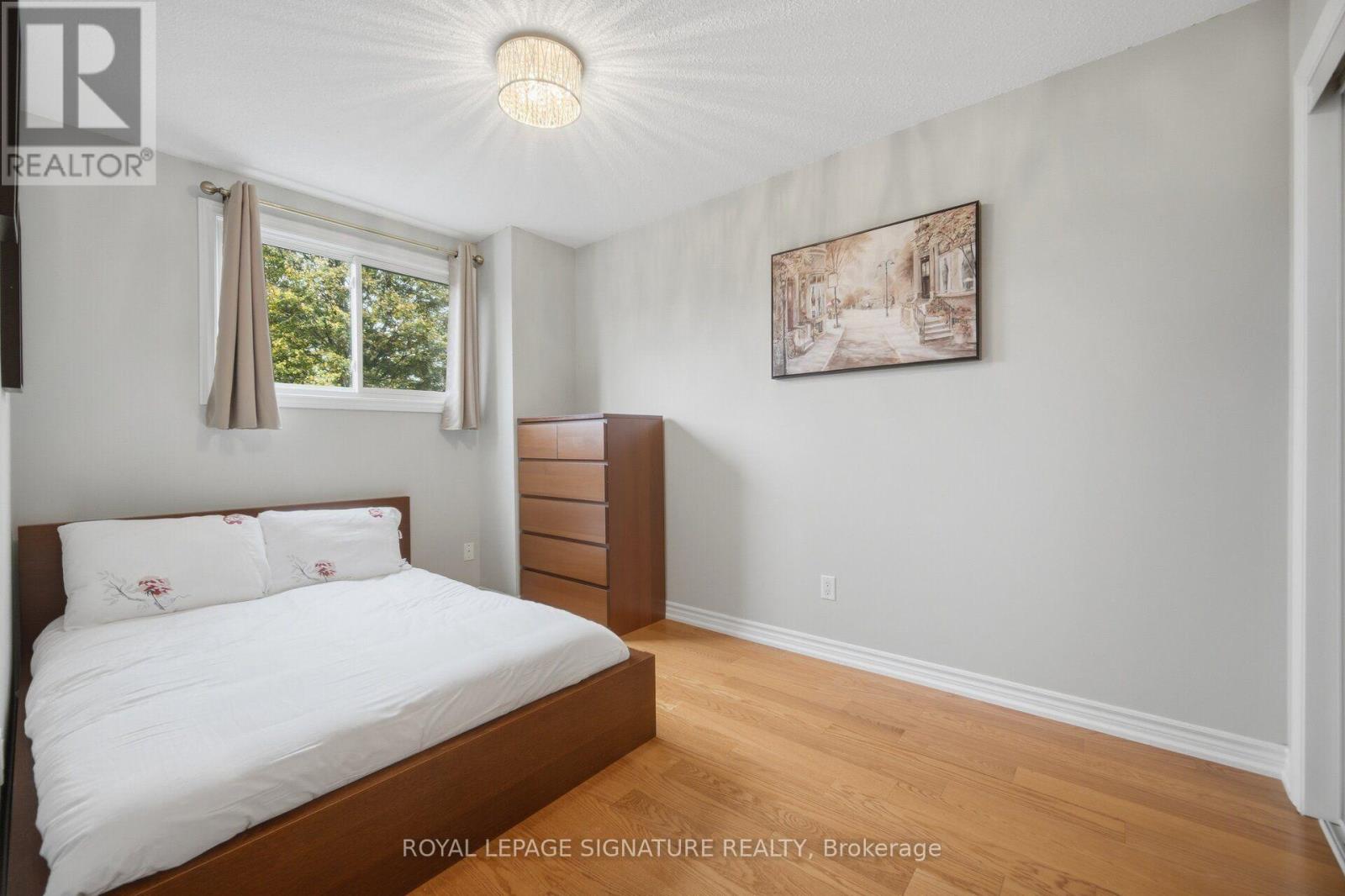 58 ATHENIA DRIVE - 22