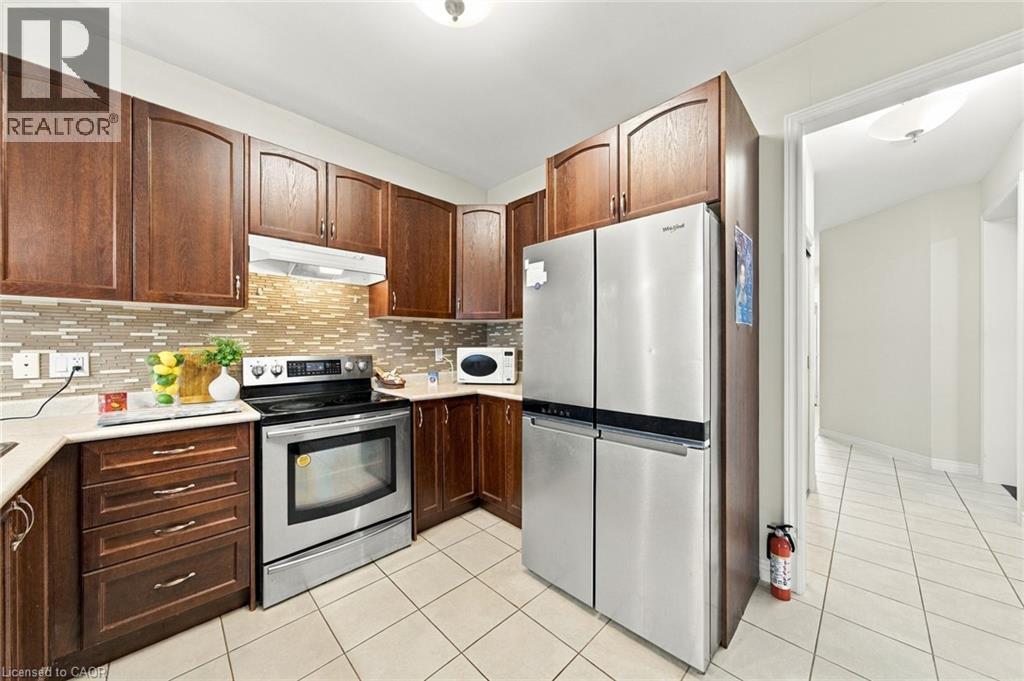 27 HAZELTON Avenue, Hamilton — photo 9