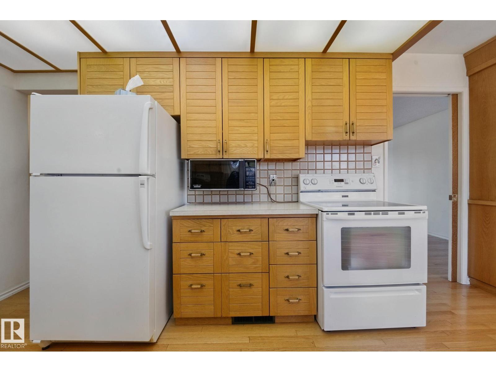 Property photograph 11 for MLS E4514616