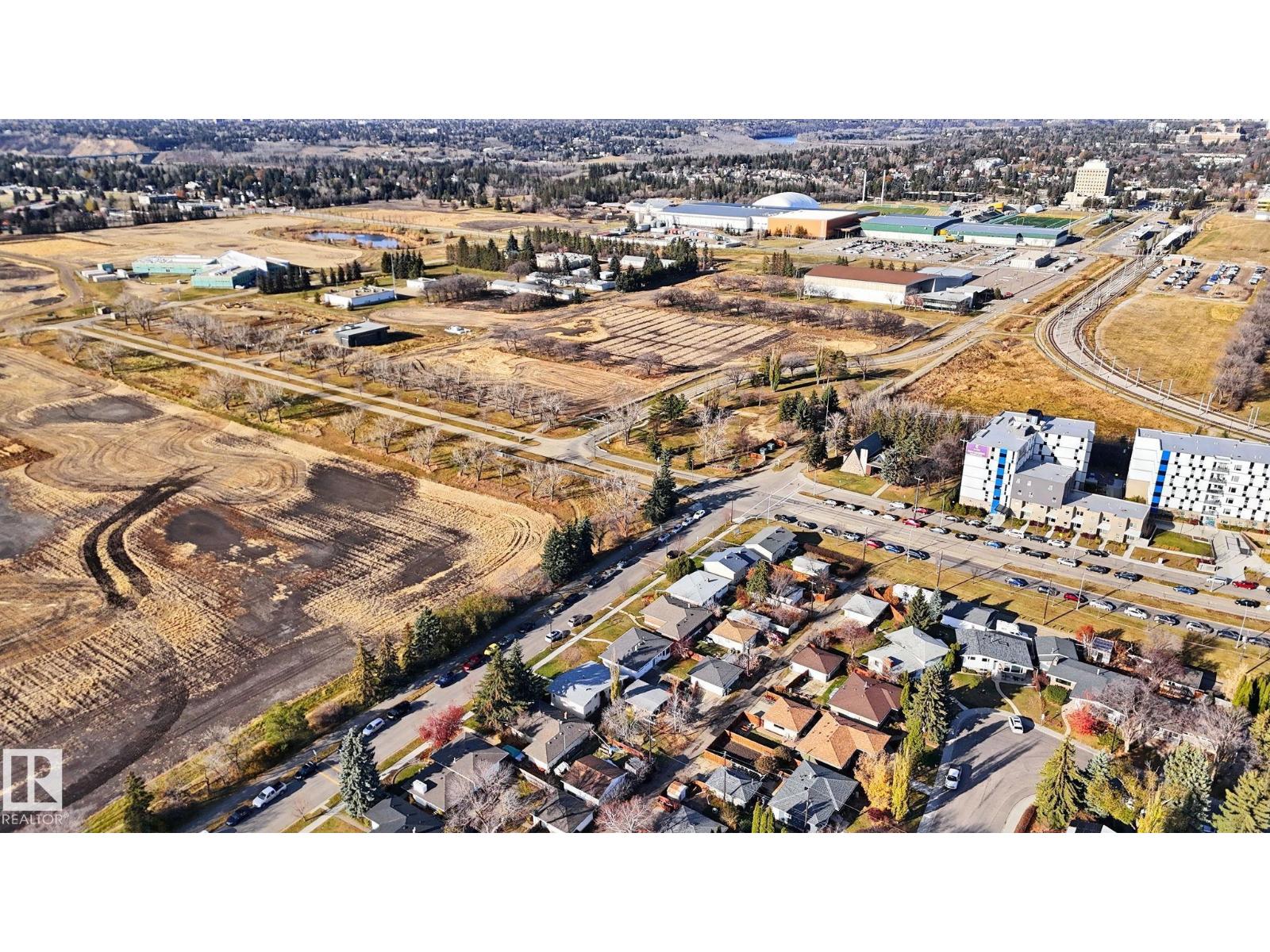 Property photograph 35 for MLS E4514616