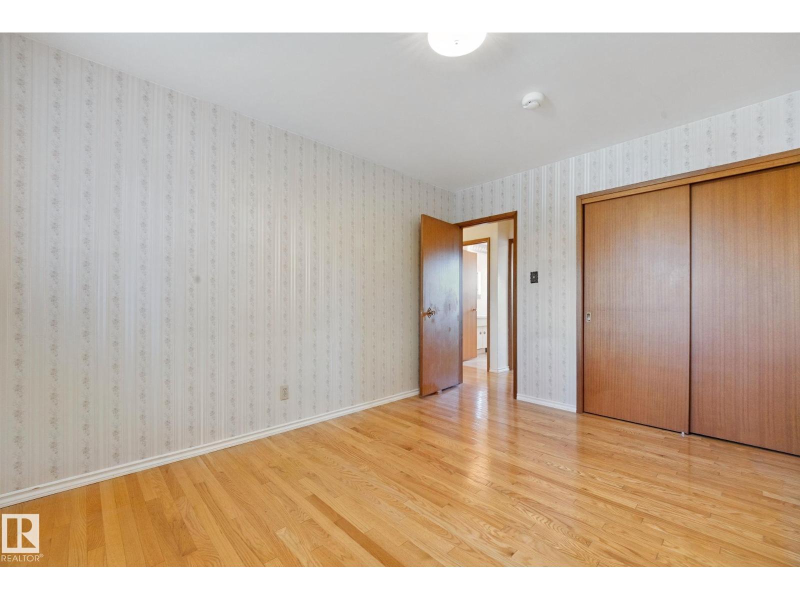 Property photograph 21 for MLS E4514616